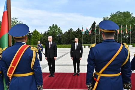 Official welcoming ceremony for Lithuanian President held in Baku