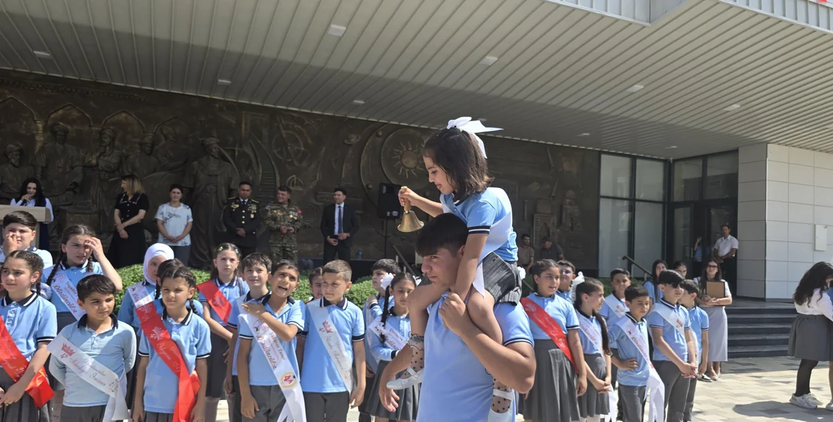 Füzulidə Son zəng mərasimi keçirilib