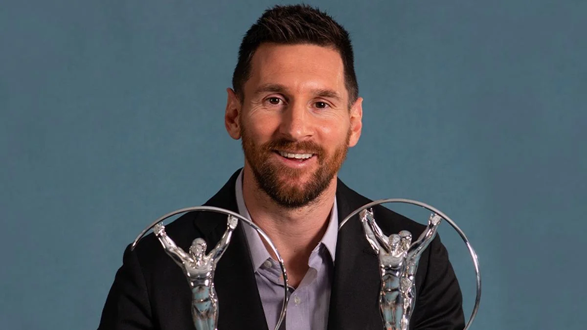 Lionel Messi bir ildə iki “Laureus” mükafatı qazanan ilk futbolçu olub