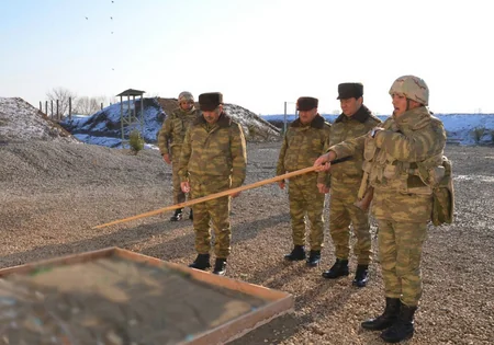 Azerbaijani Defence Minister inspects readiness of military units on frontline
