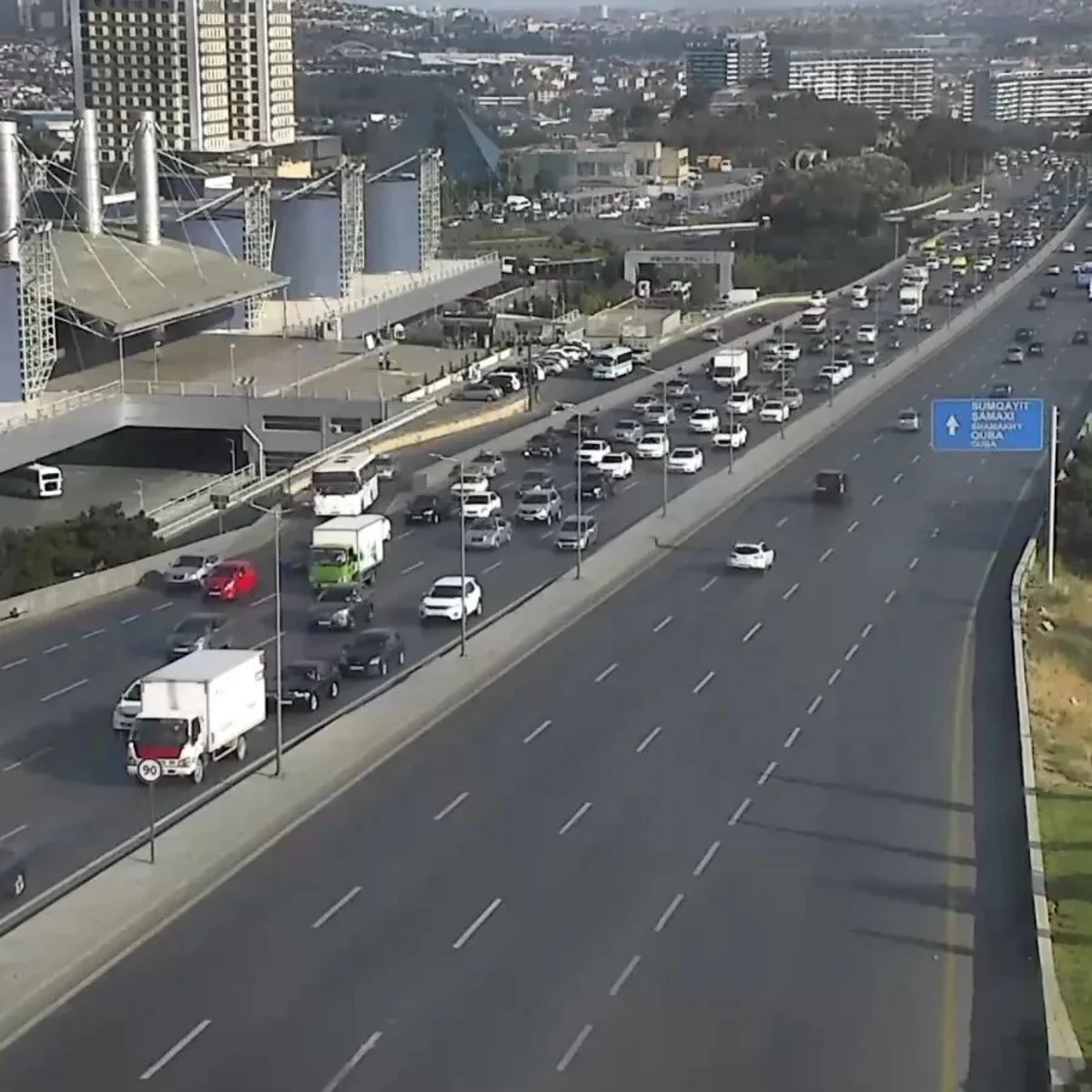 Bakı-Sumqayıt şosesində nəqliyyatın sıxlığı müşahidə olunur