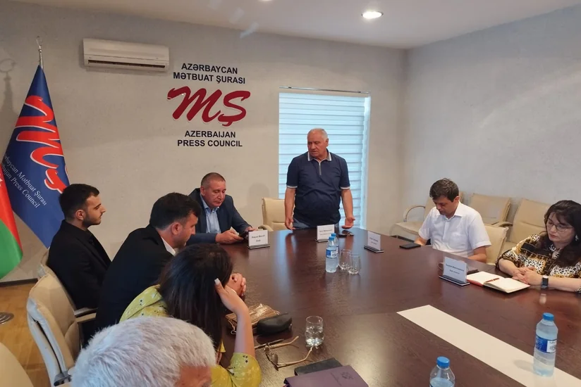Mətbuat Şurasında jurnalist Zülfüqar Hüseynzadə ilə bağlı xatirə toplantısı keçirilib