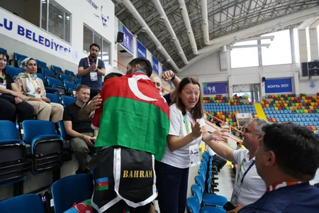 Daha bir Azərbaycan kikboksçusu İslamiadada medal qazanıb
