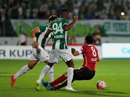 Qalatasaray 4-cü dəfə Türkiyə Super Kubokunun sahibi oldu - FOTO