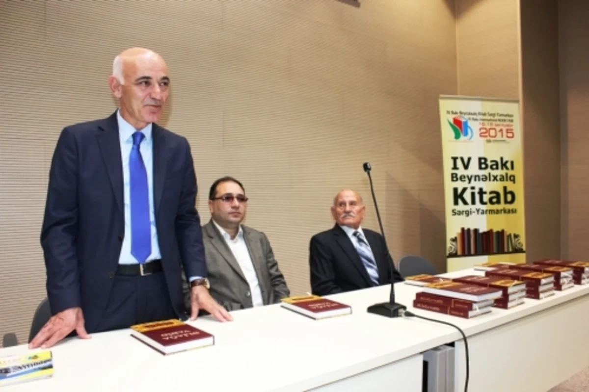 “Əliağa Vahid. Qəzəllər” kitabının təqdimatı keçirilib