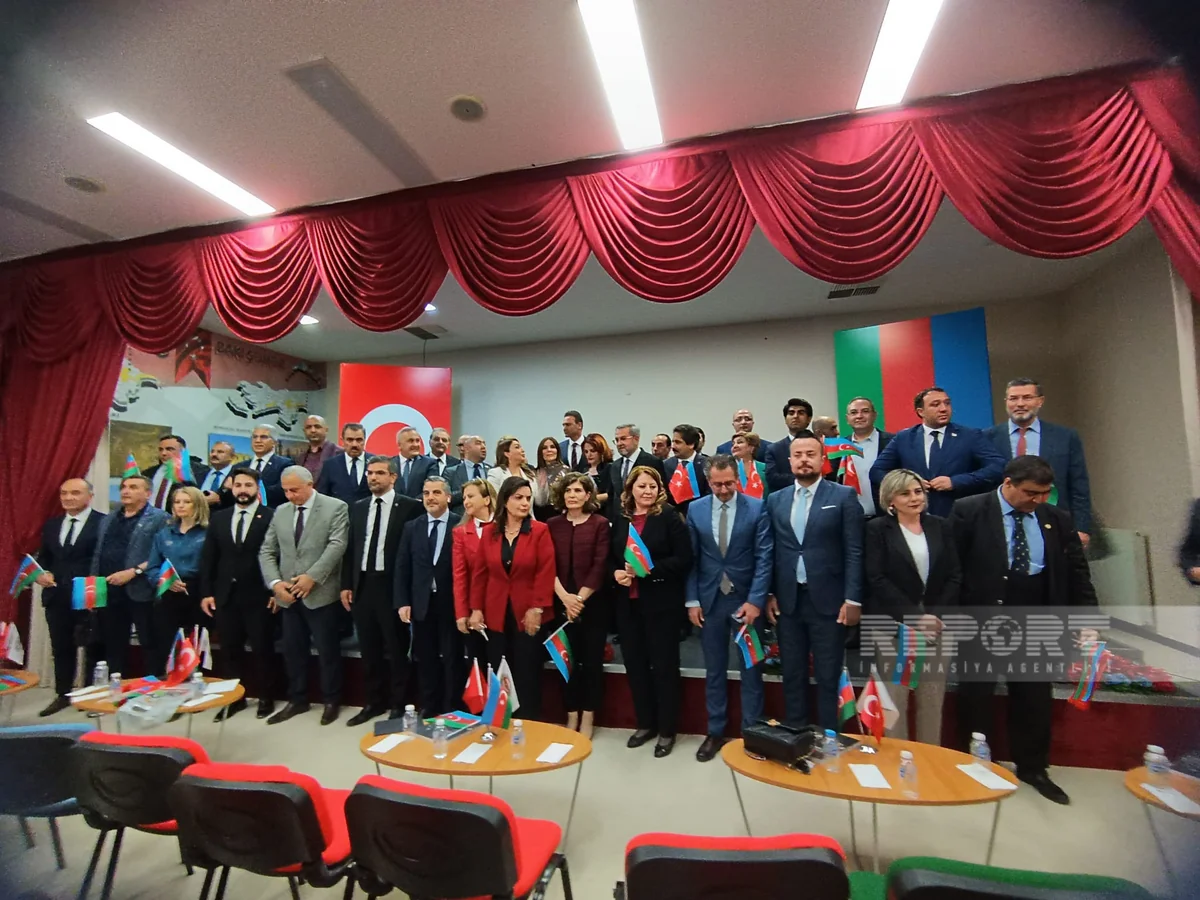 Heydər Əliyev Ankarada Şuşa salonunda anılıb