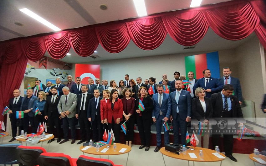 Heydər Əliyev Ankarada Şuşa salonunda anılıb