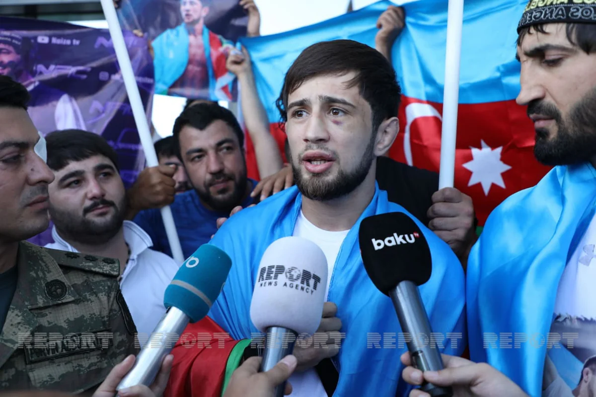 Erməni rəqibini udan azərbaycanlı MMA döyüşçüsü Vətənə qayıdıb - VİDEO