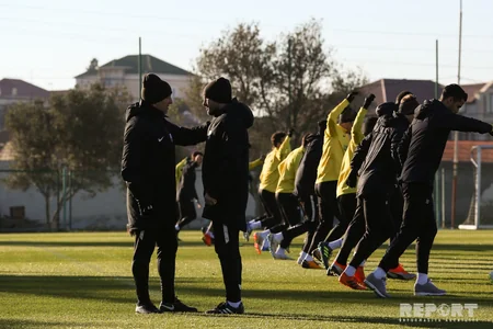 Neftçi” komandasının açıq məşqində 3 futbolçusu iştirak etməyib - FOTO
