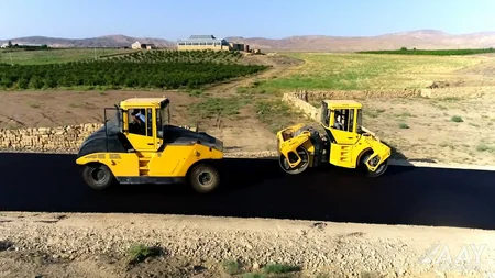 Hacıqabulda 12 min nəfərin istifadə etdiyi yolun asfaltlanmasına başlanılıb