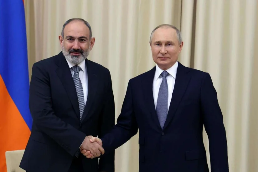 Moskvada Putinlə Paşinyan arasında görüş başlayıb