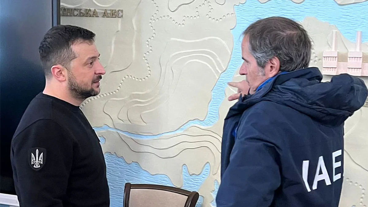Гросси представил Зеленскому план помощи после подрыва плотины Каховской ГЭС