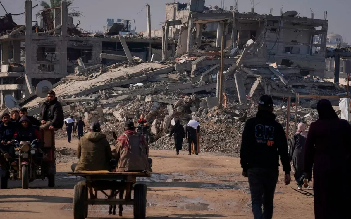 Son sutkada on minlərlə fələstinli Qəzzadan təxliyə edilib