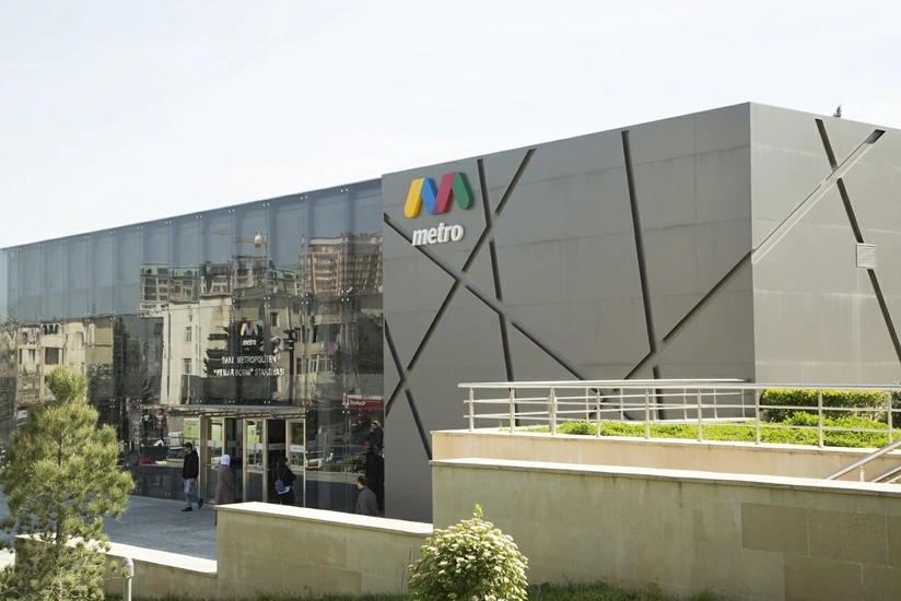 Bakı metrosunda ölüm hadisəsi olub