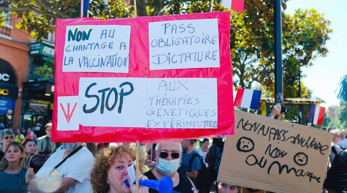 В ходе подавления беспорядков в Марселе пострадали 13 полицейских