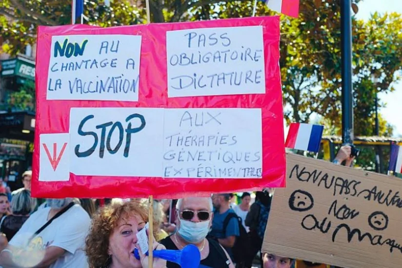 В ходе подавления беспорядков в Марселе пострадали 13 полицейских