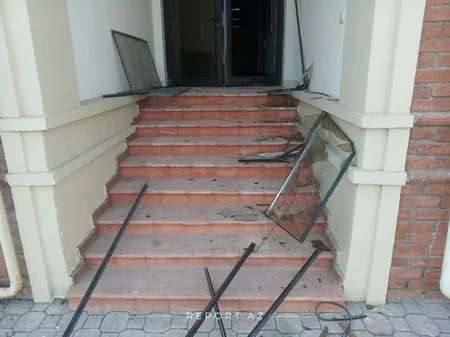 Düşmənin Tərtərə atdığı Smerç raketi Azərxalçaya ziyan vurub