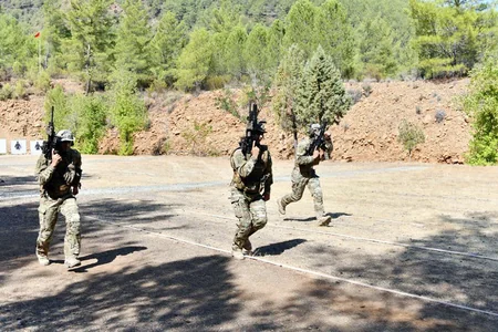 Joint exercises involving Azerbaijani and Turkish Naval Special Forces end