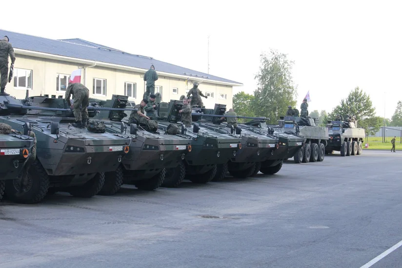 Украина приобретет 100 польских БТР Rosomak