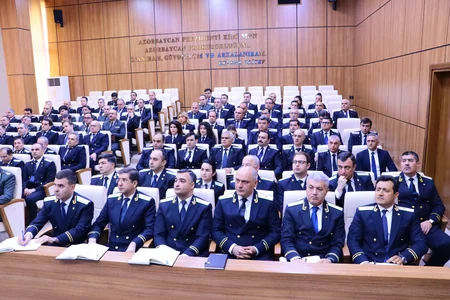 Baş Prokurorluqda əməliyyat müşavirəsi keçirilib, Kamran Əliyev tapşırıqlar verib