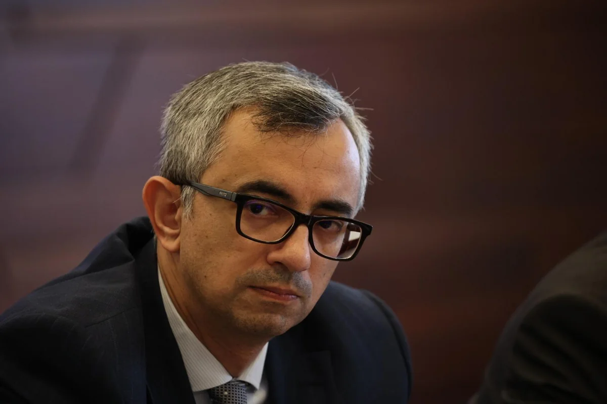 Greece risks vital ties with Azerbaijan by arming Armenia, warns Report's director