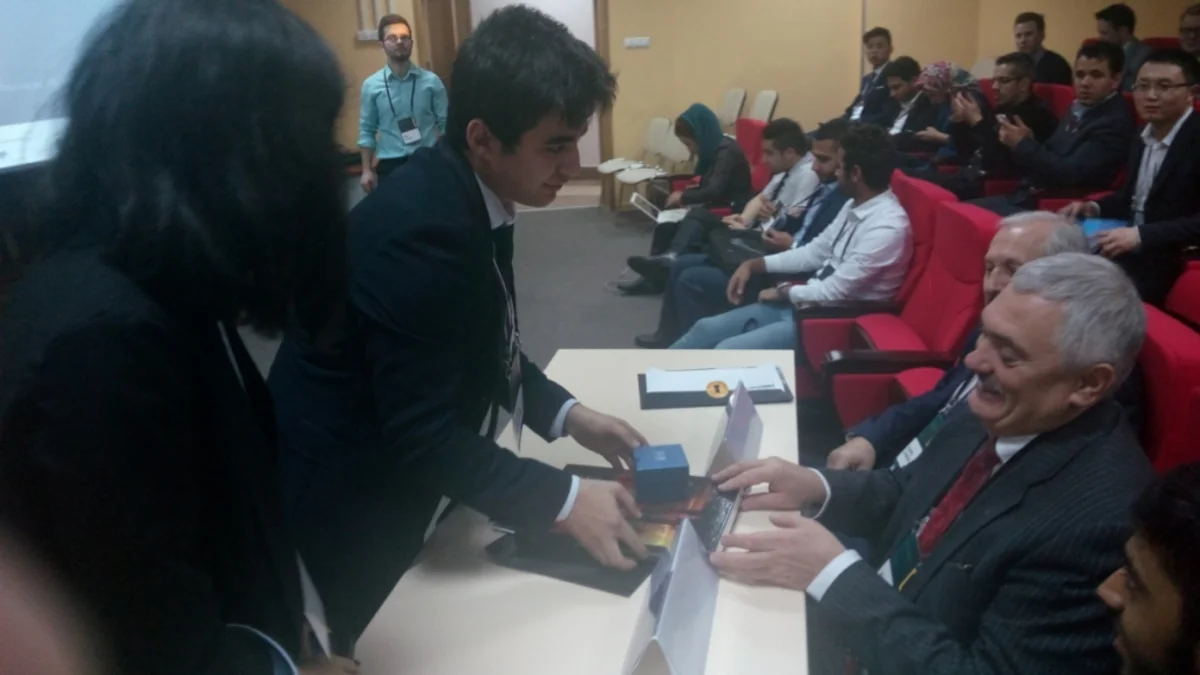 Студенты БВШН приняли участие на Первом международном форуме в России