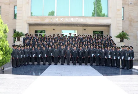 “Gizirlərin zabit vəzifələrinə hazırlığı kursu”nun ilk buraxılışı olub