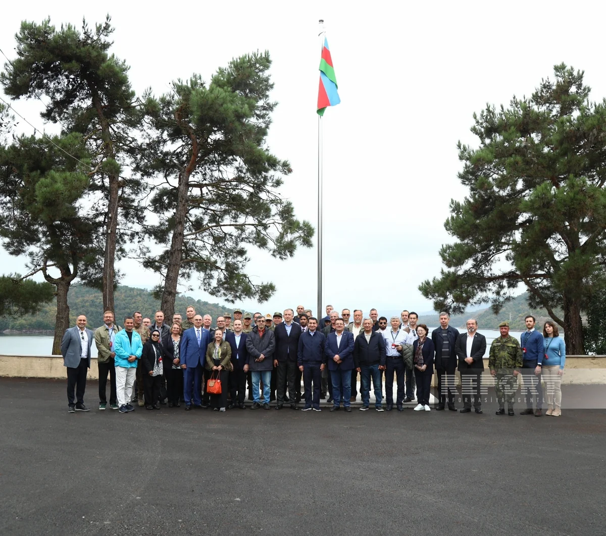 Foreign diplomats visit Sarsang water reservoir