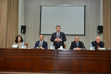 ADU rektoru doktorant və dissertantlarla görüşüb
