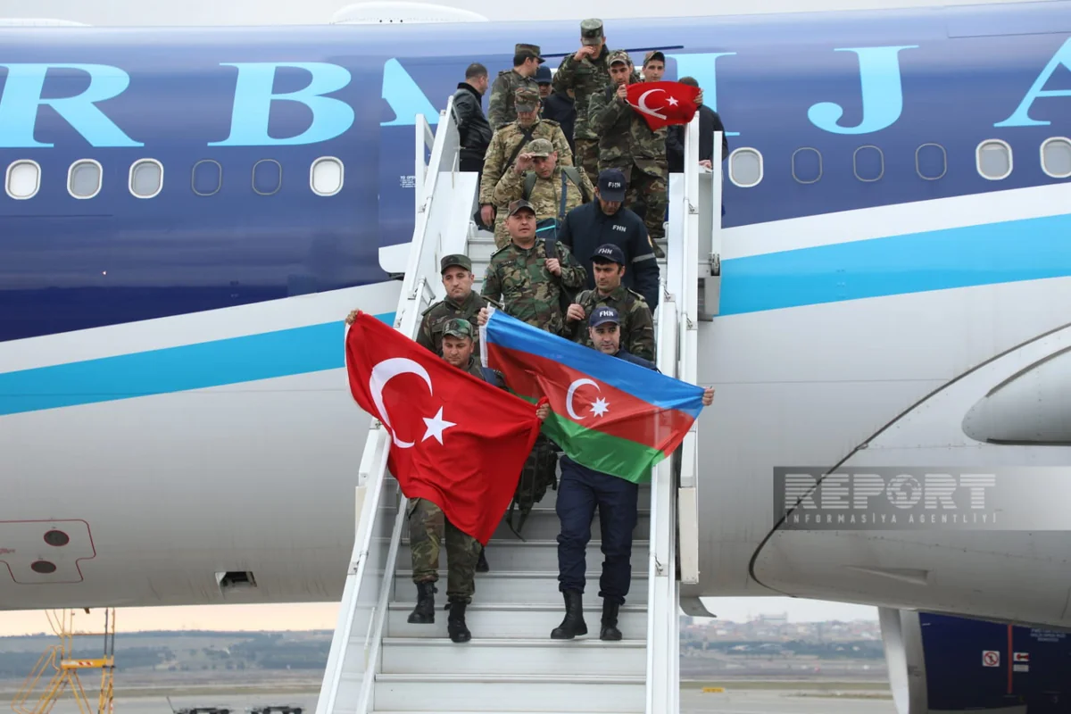 Azərbaycanın Türkiyədə olan çevik xilasetmə qüvvələrinin növbəti qrupu Vətənə dönüb - YENİLƏNİB