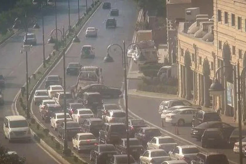 Bakının Tbilisi prospektində yol qəzası baş verib