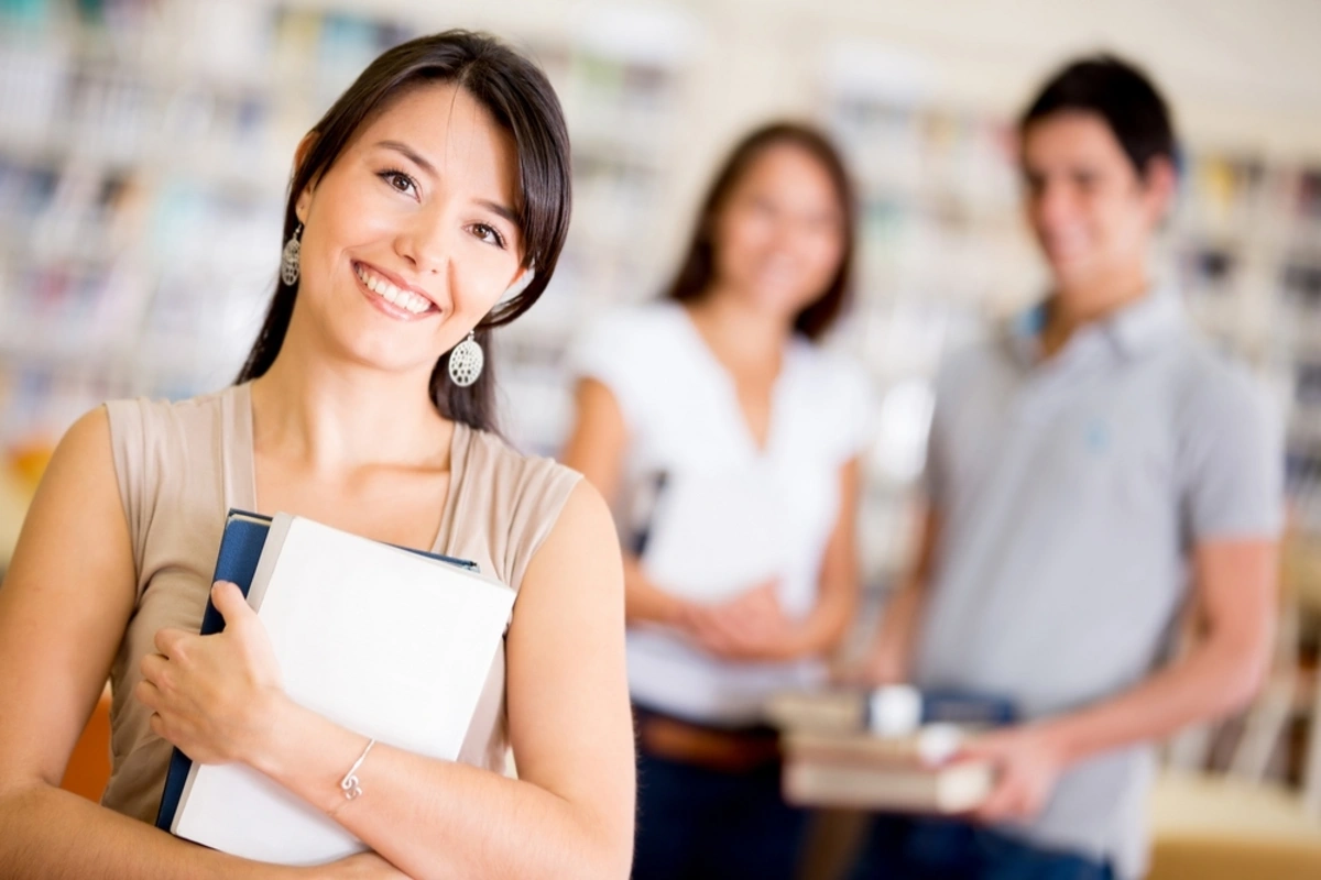 Azərbaycanda təqaüd alan tələbələrin sayı açıqlanıb