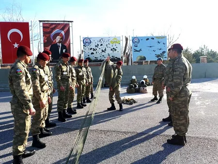 Azərbaycan hərbçiləri Türkiyədə beynəlxalq qış təliminə hazırlaşır