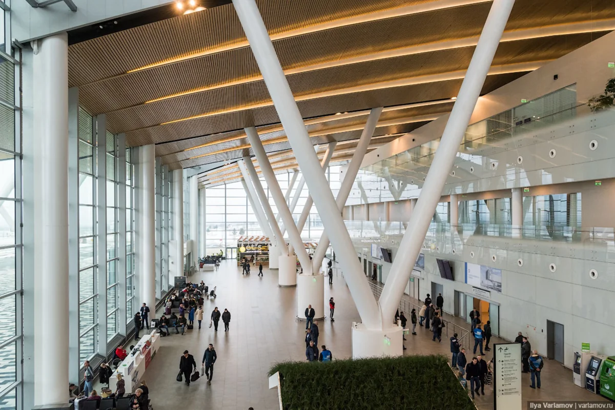Aeroportların VİP salonlarından istifadə hüququ olan beynəlxalq təşkilatların nümayəndələrinin siyahısı müəyyənləşib