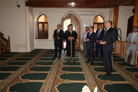 Əbülfəs Qarayev Qazaxda vətəndaşlarla görüşüb