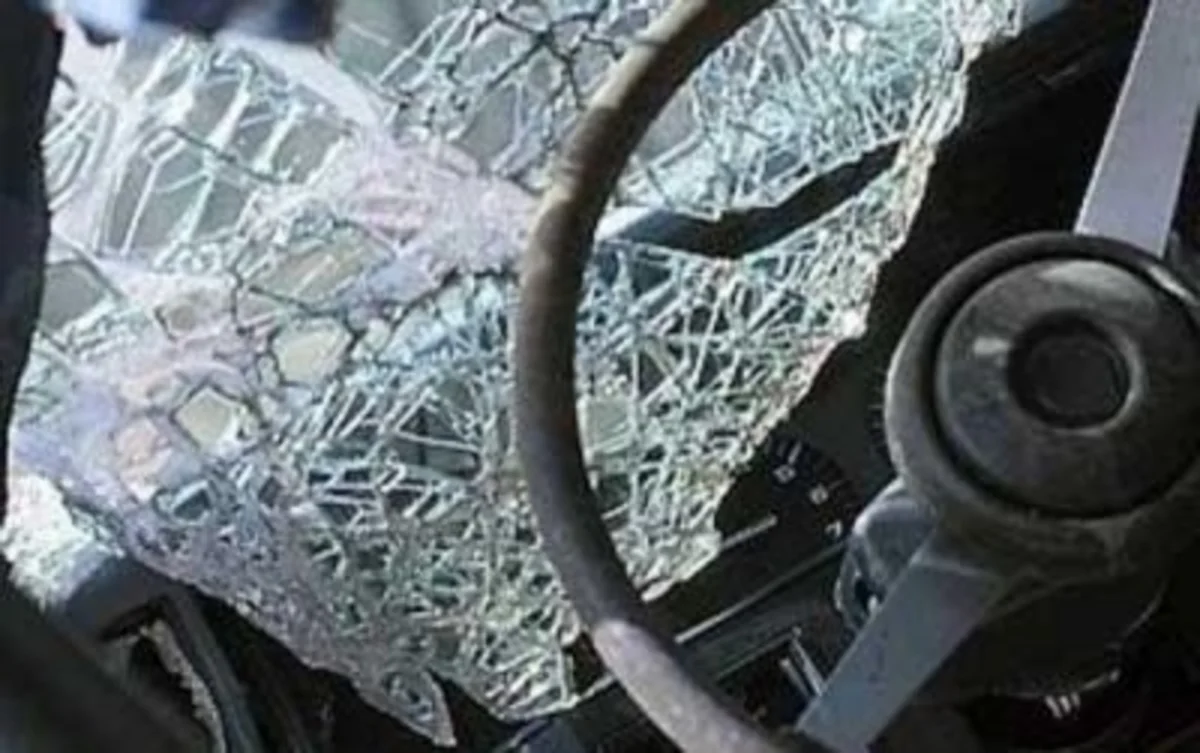 Bakıda avtomobil ana və qızını vurub, onlardan biri ölüb