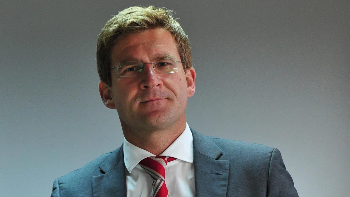 Polish expert: Warsaw interested in developing relations with Baku