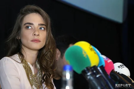 CinemaPlusda “Çat Kapı Aşk” filmi ilə bağlı mətbuat konfransı keçirilib