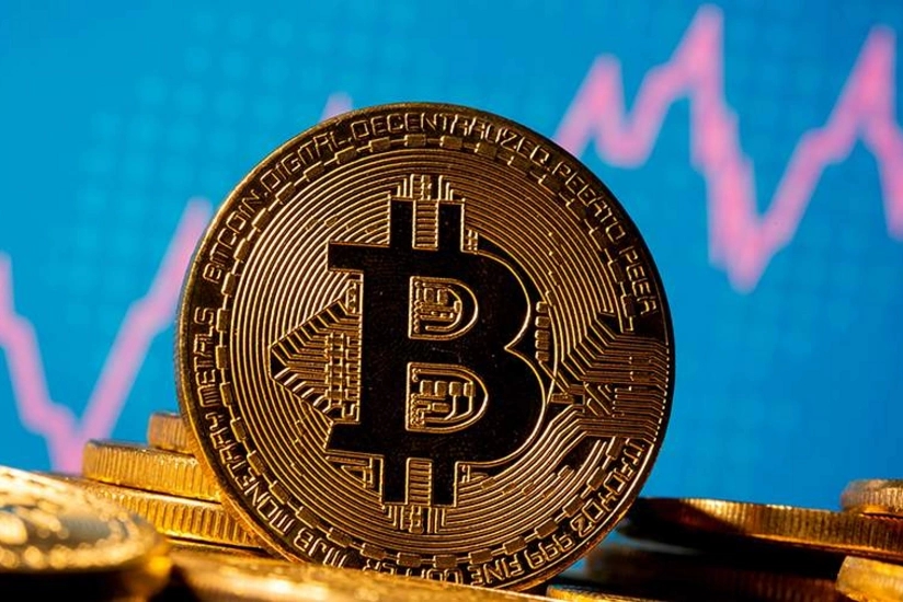 Bitcoin price grows over 5%