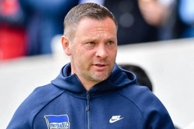 Berlin klubu baş məşqçisi ilə yollarını ayıracağını açıqlayıb