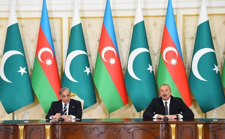 President Ilham Aliyev and Prime Minister Muhammad Shehbaz Sharif make press statements