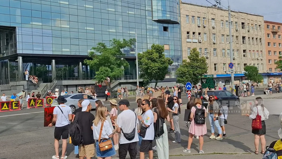 Ukrainians stage rallies in Kyiv demanding release of PoWs