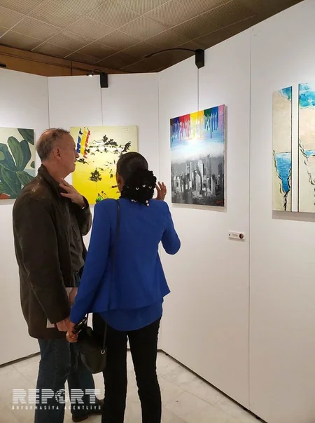 Azərbaycan UNESCO-nun baş qərargahında keçirilən rəsm sərgisində təmsil olunur - FOTO