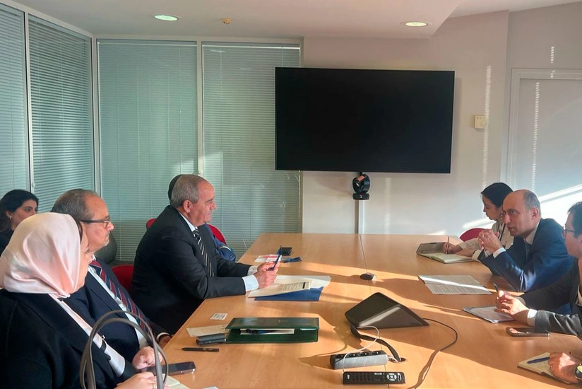 Emin Əmrullayev Parisdə bir sıra görüşlər keçirib