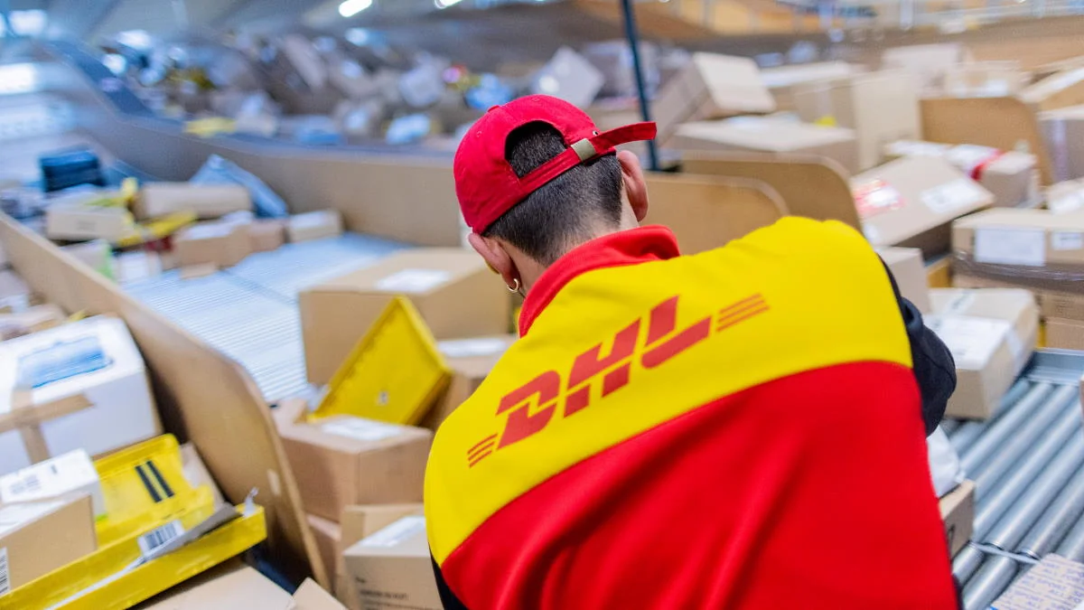 DHL: Концерн сотрудничает с властями ЦАР по делу о взрыве посылки