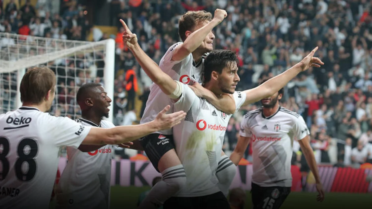 Türkiyə Super Liqası: Beşiktaş Qalatasarayı məğlub edib - VİDEO