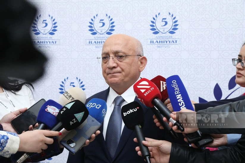 Komitə sədri: “İran siyasi dairələrinin işlətdiyi “qırmızı xətt” kimi terminləri çox anormal görünür”