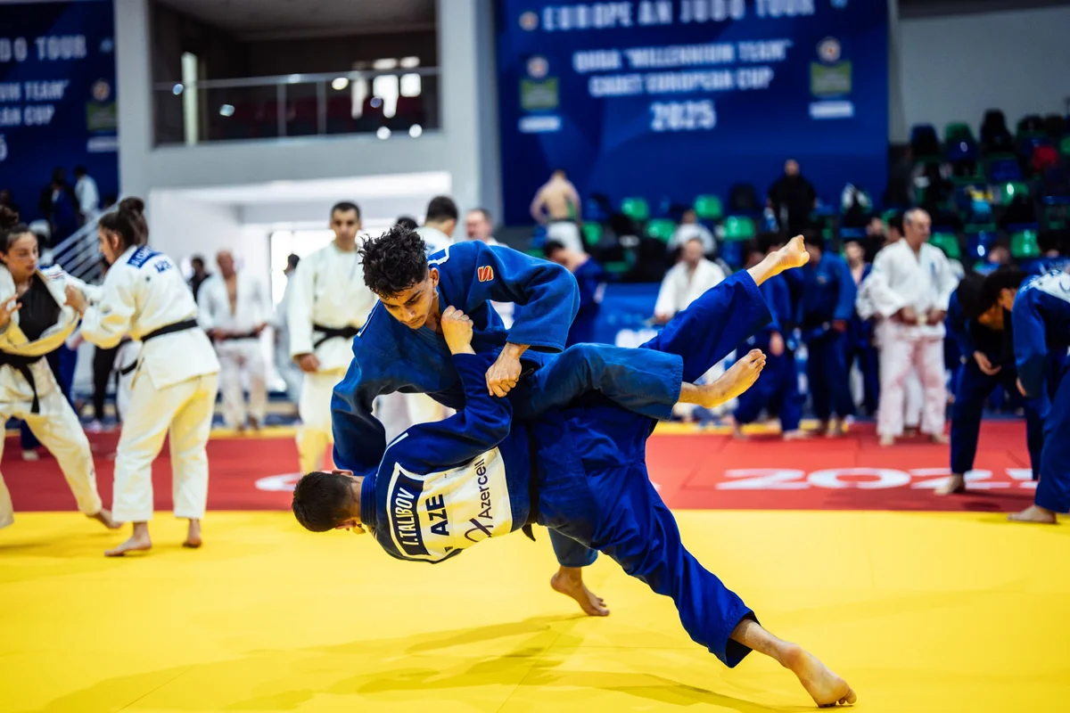 Quba Olimpiya İdman Kompleksində cüdoçuların beynəlxalq təlim-məşq toplanışı davam edir