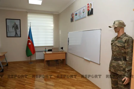 Bakıda sökülərək yenidən tikilən məktəbin açılışı olub