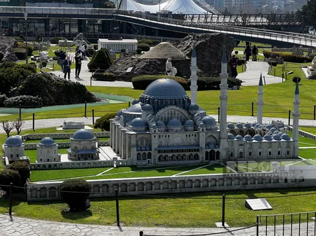 87 dəfə kiçildilmiş şəhər - Osmanlı İmperatorluğuna səyahət - İstanbuldan ikinci REPORTAJ